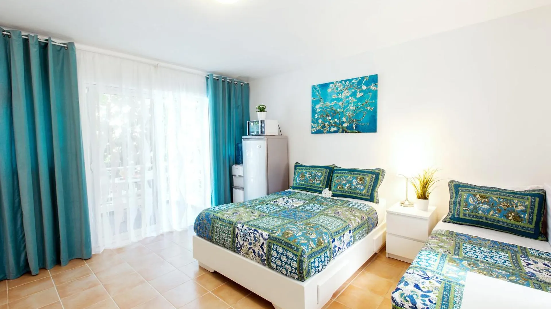 Hotel Tropicana Suites Deluxe Beach Club And Pool - Playa Los Corales Punta Cana