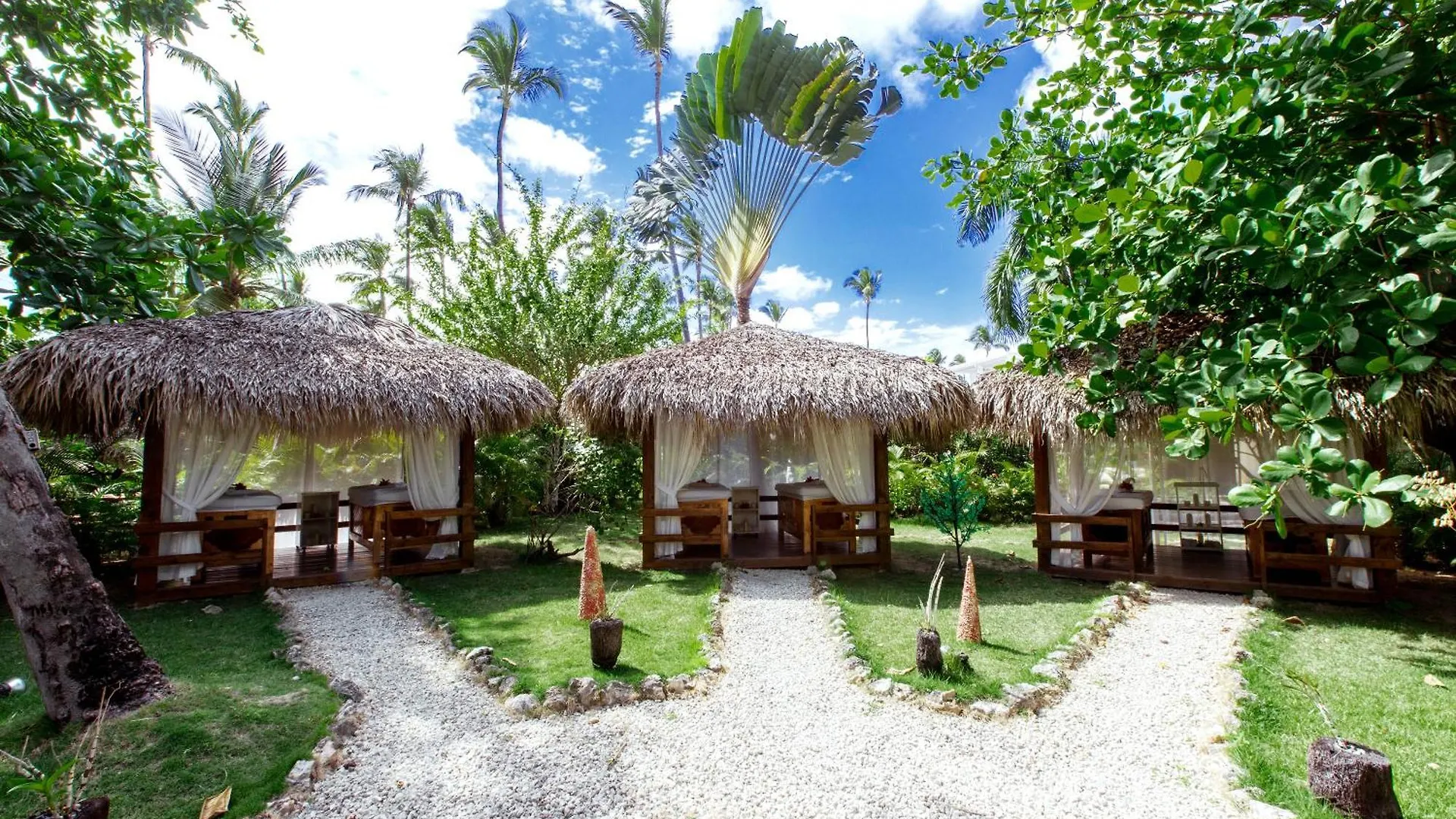 Tropicana Suites Deluxe Beach Club And Pool - Playa Los Corales Punta Cana 5*,