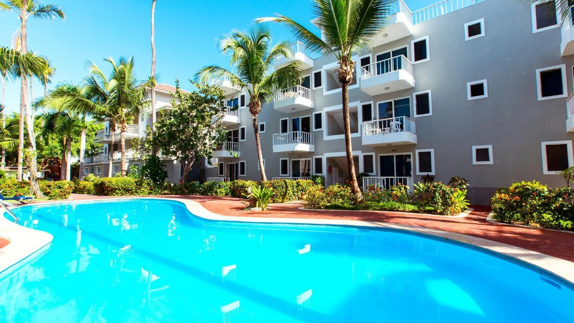 Hotel Tropicana Suites Deluxe Beach Club And Pool - Playa Los Corales Punta Cana