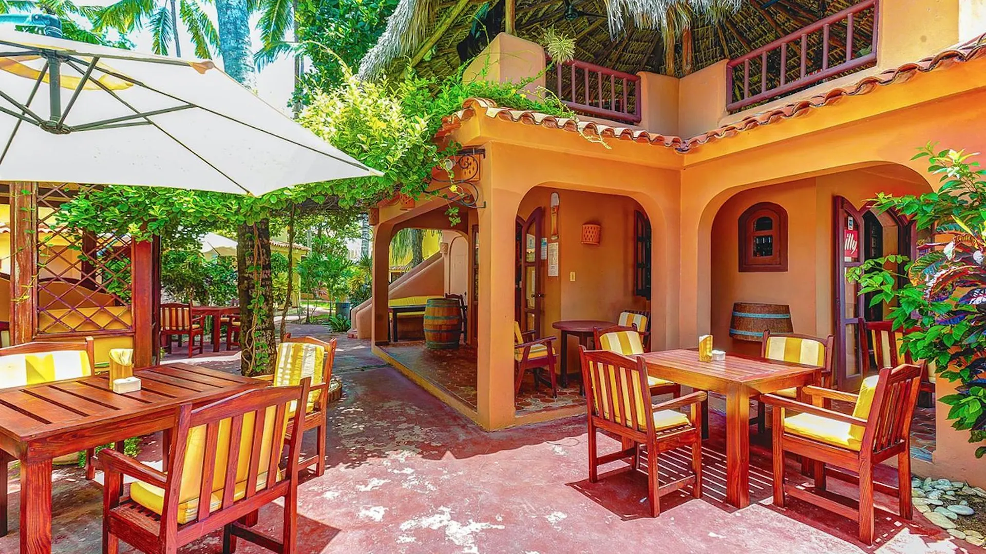Hotel Tropicana Suites Deluxe Beach Club And Pool - Playa Los Corales Punta Cana