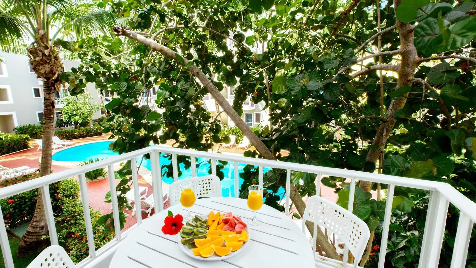 Tropicana Suites Deluxe Beach Club And Pool - Playa Los Corales 푼타 카나 도미니카 공화국